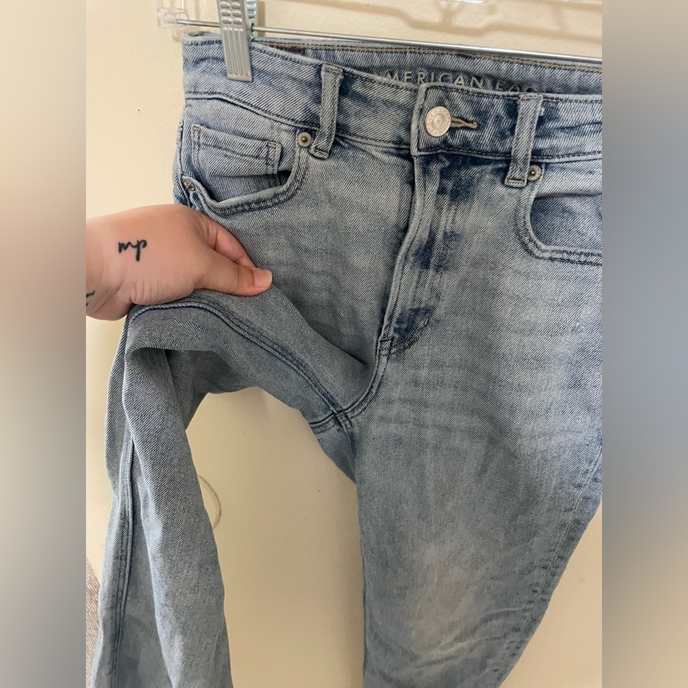 ✨Women’s American Eagle Jeans Mom Straight Stretch Jeans Size 0 - Picture 6 of 12
